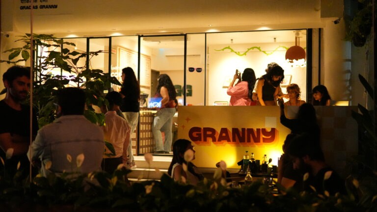 Gracias Granny Santacruz